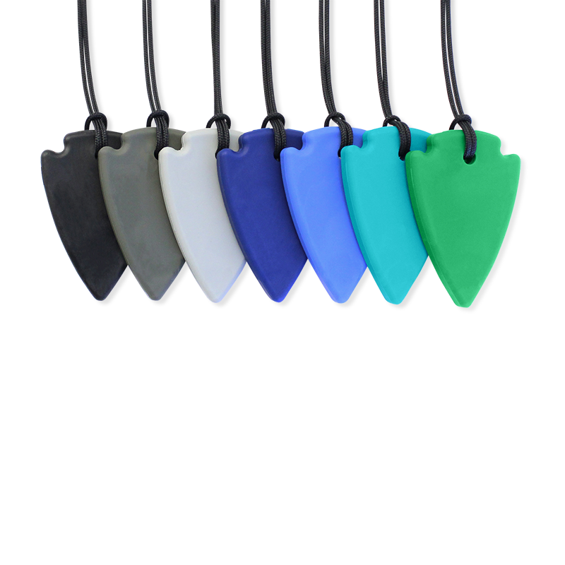 CalmNest Arrowhead Chew Necklace